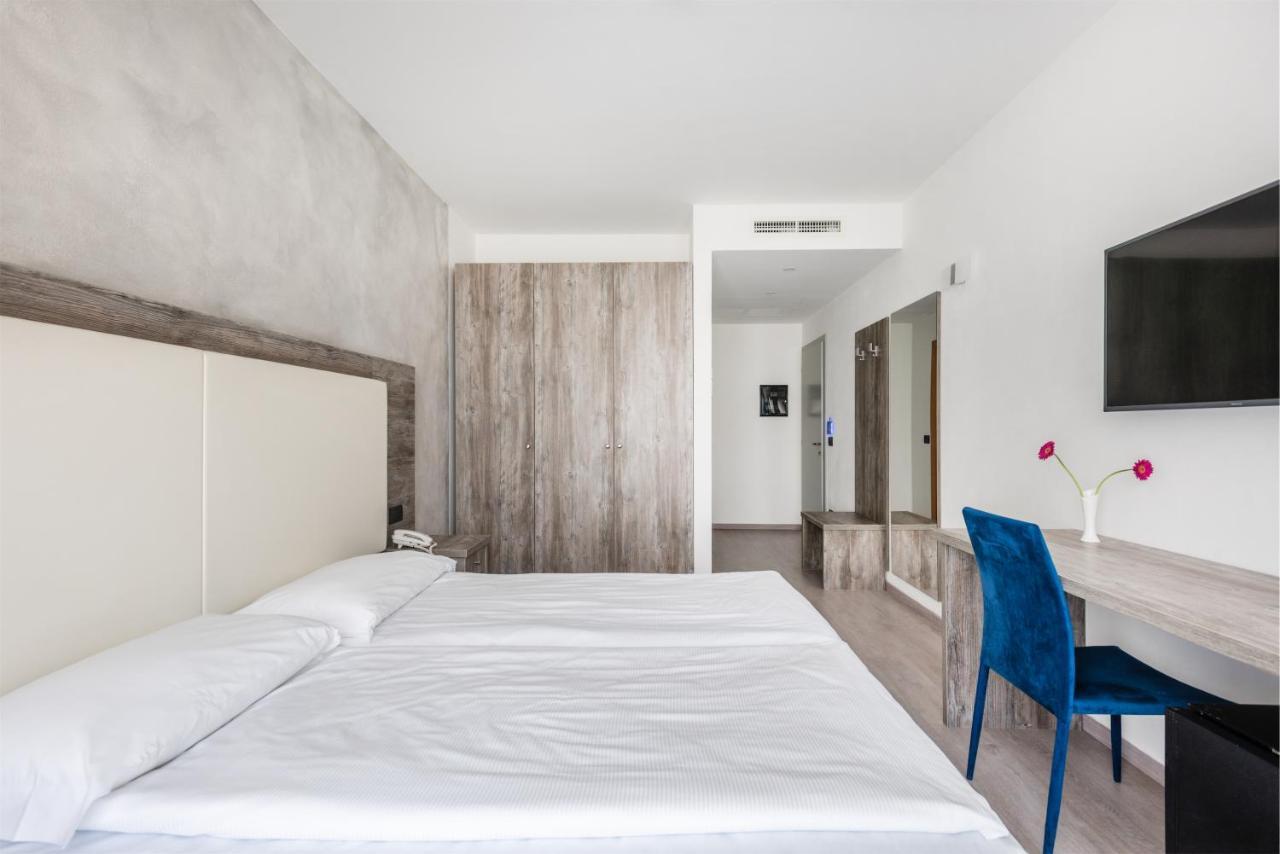 Hotel De Nac 托尔博莱 外观 照片