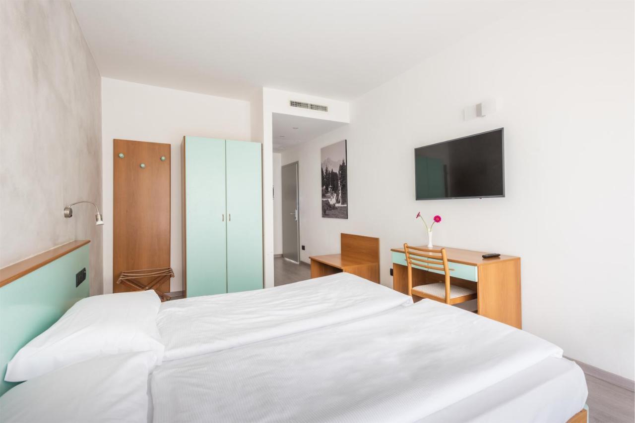 Hotel De Nac 托尔博莱 外观 照片