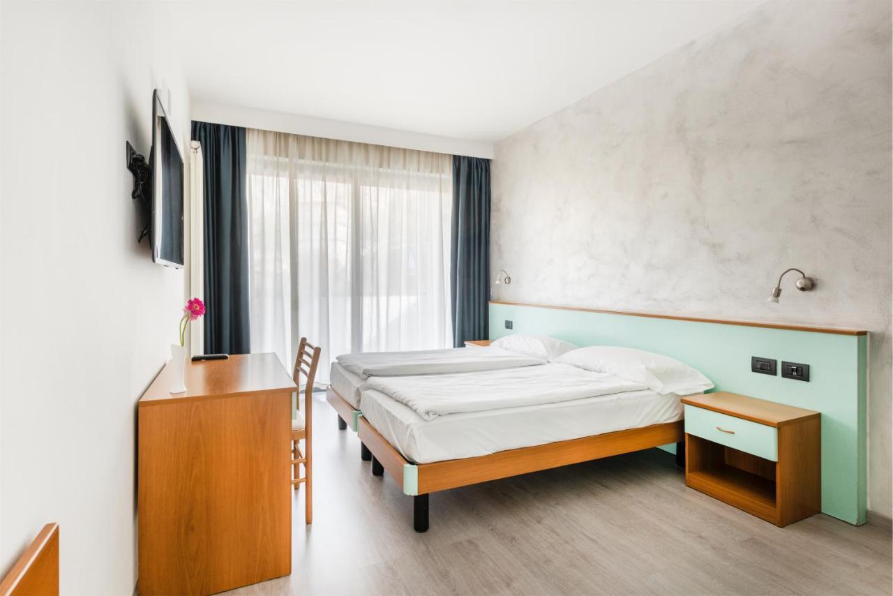 Hotel De Nac 托尔博莱 外观 照片