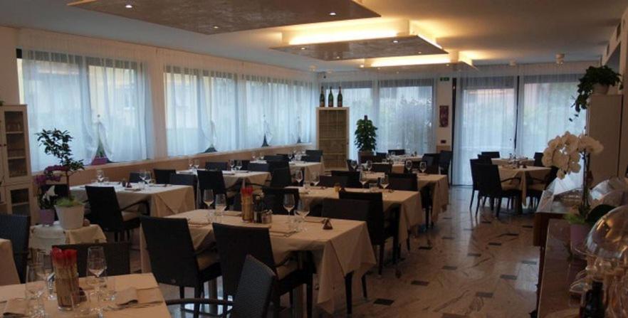 Hotel De Nac 托尔博莱 外观 照片
